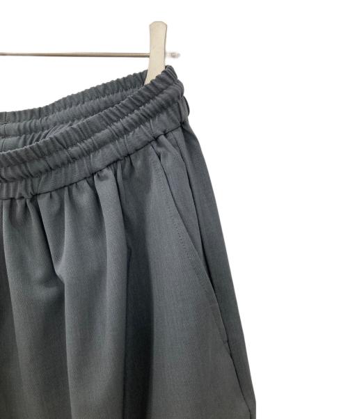 Jih Nunc（ジーヌンク）jih nunc (ジーヌンク) イージーパンツ グレー サイズ:-の古着・服飾アイテム