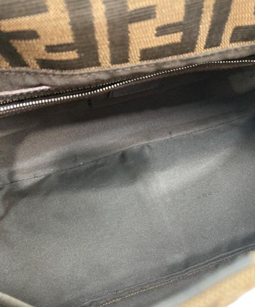 FENDI（フェンディ）FENDI (フェンディ) ズッカ柄マンマバケットワンショルダー ブラウン×ブラック サイズ:-の古着・服飾アイテム