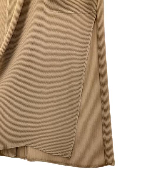 SPECCHIO（スペッチオ）SPECCHIO (スペッチオ) クリスタルプリーツシフォンロングジャケット ベージュ サイズ:40の古着・服飾アイテム
