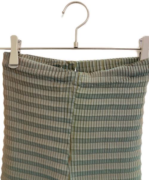 ISSEY MIYAKE（イッセイミヤケ）ISSEY MIYAKE (イッセイミヤケ) プリーツパンツ グリーン サイズ:Ｍの古着・服飾アイテム