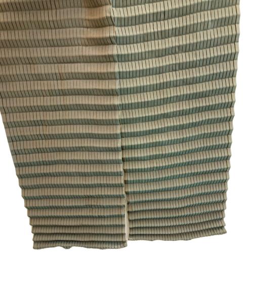 ISSEY MIYAKE（イッセイミヤケ）ISSEY MIYAKE (イッセイミヤケ) プリーツパンツ グリーン サイズ:Ｍの古着・服飾アイテム