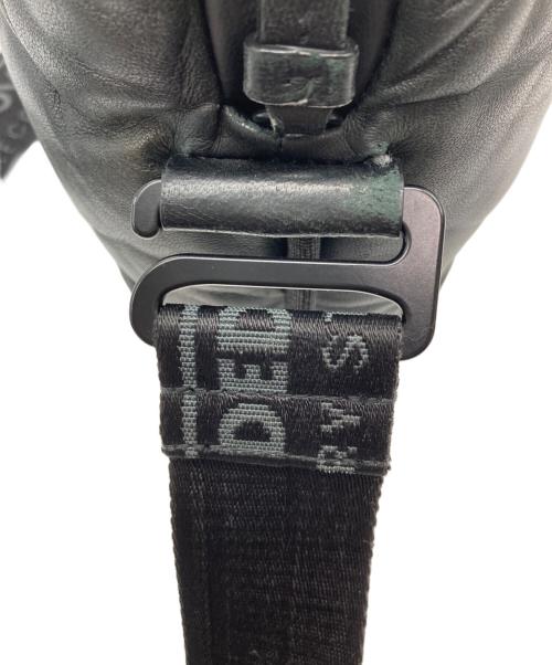 Maison Margiela（メゾンマルジェラ）Maison Margiela (メゾンマルジェラ) Glam SLAM Taupe/グラムスラム クロスボディバッグ ブラックの古着・服飾アイテム