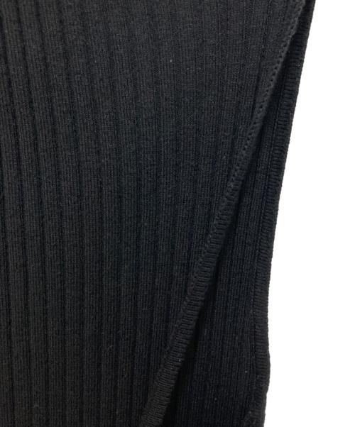 THE SHISHIKUI（シシクイ）THE SHISHIKUI (シシクイ) リブニットキャミソールワンピース ブラック サイズ:freeの古着・服飾アイテム