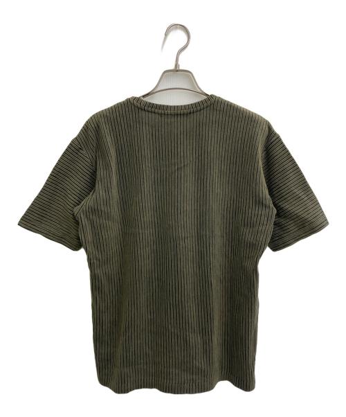 ISSEY MIYAKE MEN（イッセイミヤケメン）ISSEY MIYAKE MEN (イッセイミヤケメン) プリーツカットソー カーキ×ブラック サイズ:3の古着・服飾アイテム
