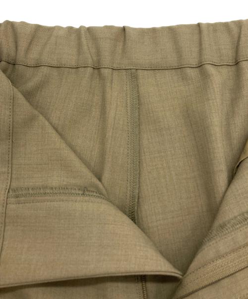 forme（フォルメ）forme (フォルメ) Curved Pants オリーブ サイズ:SIZE 1の古着・服飾アイテム