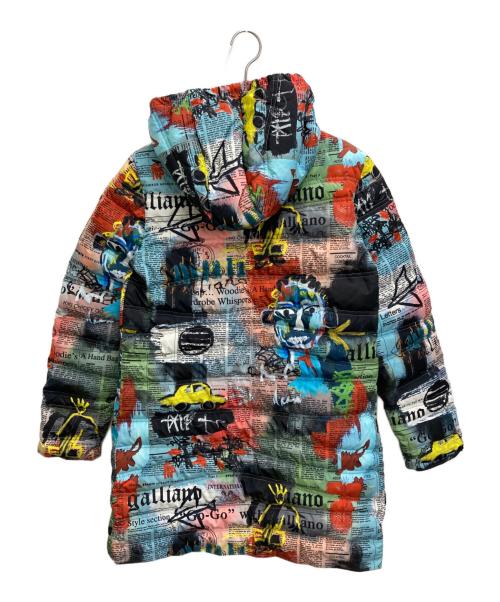 GALLIANO（ガリアーノ）GALLIANO (ガリアーノ) ニュースペーパー柄ダウンコート マルチカラー サイズ:38の古着・服飾アイテム