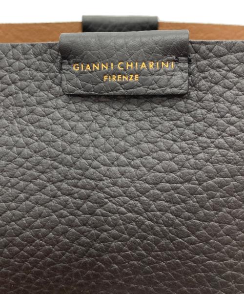 GIANNI CHIARINI（ジャンニ キアリーニ）GIANNI CHIARINI (ジャンニ キアリーニ) ALIFA レザーショルダーバッグ S ブラック 未使用品の古着・服飾アイテム