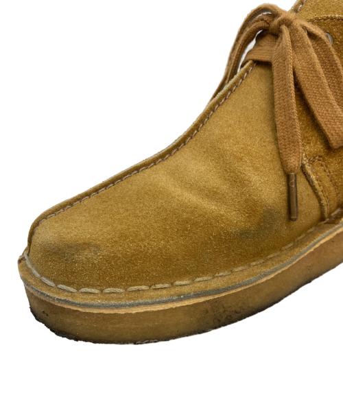CLARKS（クラークス）CLARKS (クラークス) Desert Trek Oak Hairy カーキ サイズ:25.5の古着・服飾アイテム