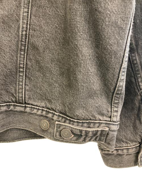LEVI'S（リーバイス）LEVI'S (リーバイス) デニムジャケット グレー サイズ:Lの古着・服飾アイテム