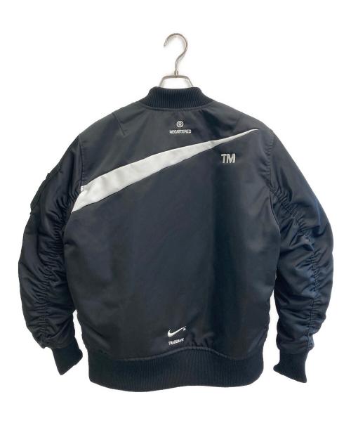 NIKE（ナイキ）NIKE (ナイキ) SWOOSH BOMBERジャケット ホワイト×ブラック サイズ:Mの古着・服飾アイテム