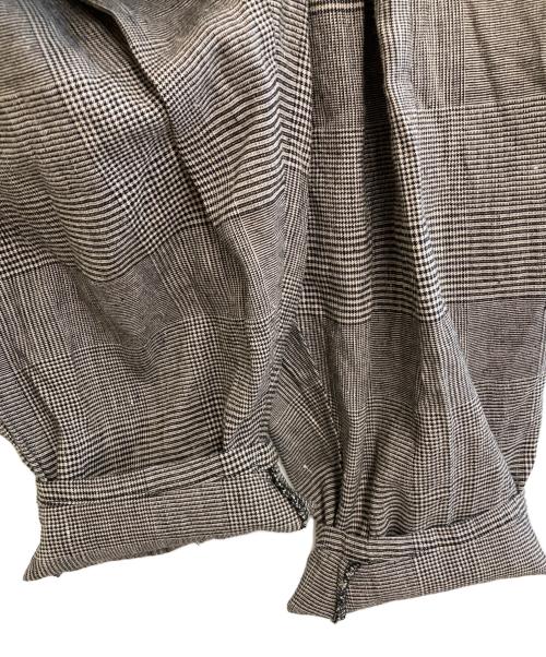 pas de calais（パドカレ）pas de calais (パドカレ) リネンレーヨンストレッチテーパードパンツ グレー サイズ:36 未使用品の古着・服飾アイテム