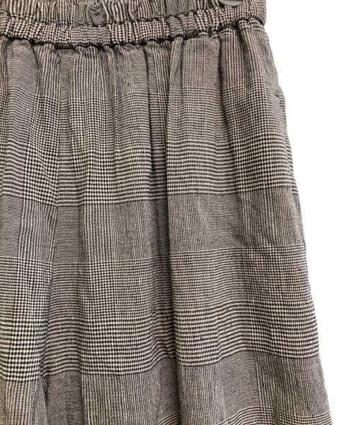 pas de calais（パドカレ）pas de calais (パドカレ) リネンレーヨンストレッチテーパードパンツ グレー サイズ:36 未使用品の古着・服飾アイテム