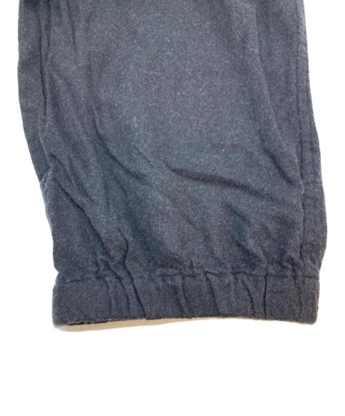 COMOLI（コモリ）COMOLI (コモリ) 23AWウールビエラドローストリングロングパンツ グレー サイズ:SIZE 2の古着・服飾アイテム
