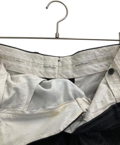 Salvatore Ferragamo（サルヴァトーレ フェラガモ）Salvatore Ferragamo (サルヴァトーレ フェラガモ) セットアップスーツ グレー サイズ:50の古着・服飾アイテム