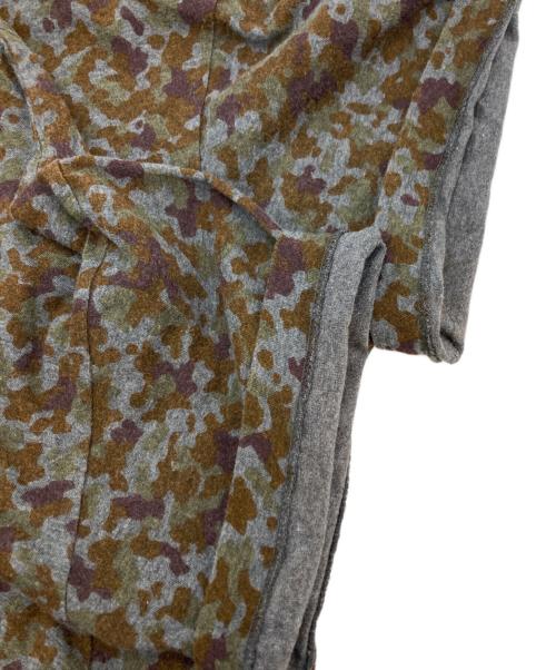 COMME des GARCONS HOMME PLUS（コムデギャルソンオムプリュス）COMME des GARCONS HOMME PLUS (コムデギャルソンオムプリュス) Tシャツ グレー×ブラウン サイズ:-の古着・服飾アイテム