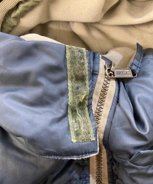 MONCLER（モンクレール）MONCLER (モンクレール) ダウンジャケット グレー サイズ:2の古着・服飾アイテム