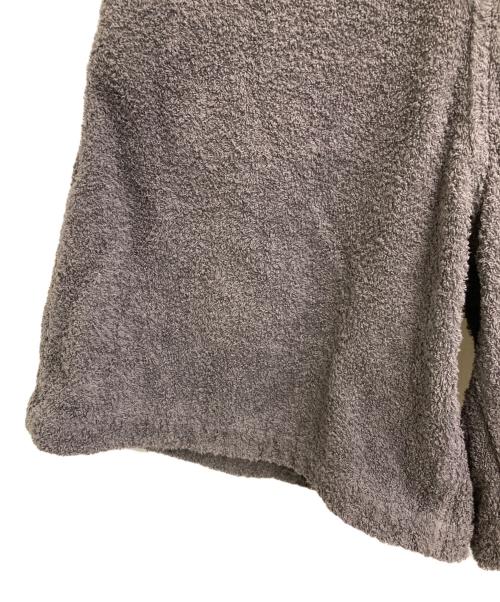 COMME des GARCONS HOMME PLUS（コムデギャルソンオムプリュス）COMME des GARCONS HOMME PLUS (コムデギャルソンオムプリュス) パイル地ハーフパンツ グレー サイズ:XSの古着・服飾アイテム