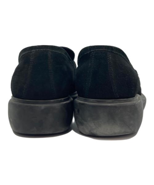 GUCCI（グッチ）GUCCI (グッチ) スクエアトゥースウェードローファー ブラック サイズ:26cmの古着・服飾アイテム