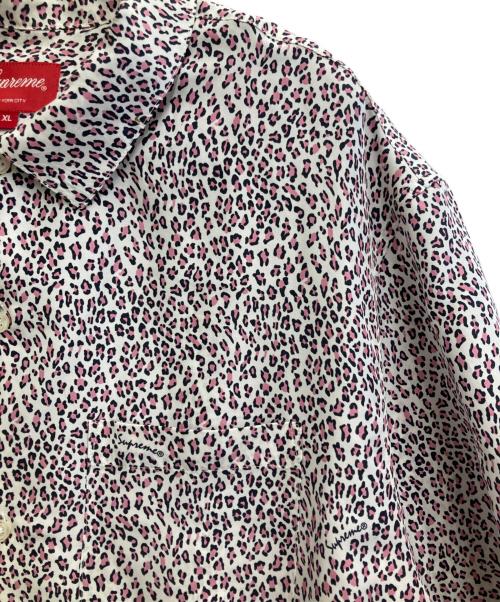 SUPREME（シュプリーム）SUPREME (シュプリーム) 22SS Leopard Silk S/S Shirt ホワイト×ピンク サイズ:XLの古着・服飾アイテム