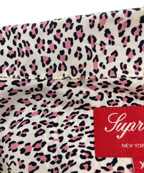 SUPREME（シュプリーム）SUPREME (シュプリーム) 22SS Leopard Silk S/S Shirt ホワイト×ピンク サイズ:XLの古着・服飾アイテム