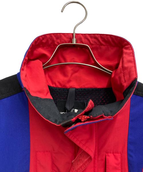 THE NORTH FACE（ザ ノース フェイス）THE NORTH FACE (ザ ノース フェイス) ジャケット レッド サイズ:-の古着・服飾アイテム