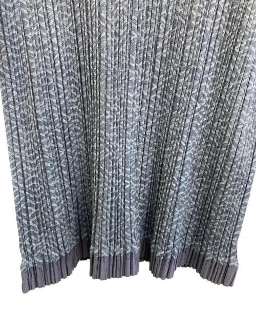 PLEATS PLEASE（プリーツプリーズ）PLEATS PLEASE (プリーツプリーズ) プリーツカットソー スカイブルー サイズ:3の古着・服飾アイテム