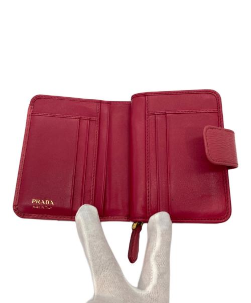 PRADA（プラダ）PRADA (プラダ) サフィアーノ 2つ折り財布 ピンクの古着・服飾アイテム