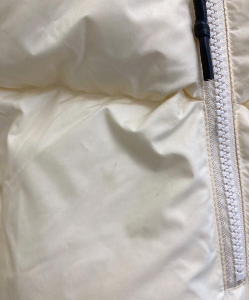 BEAUTY&YOUTH（ビューティーアンドユース）BEAUTY&YOUTH (ビューティーアンドユース) JANE SMITH (ジェーンスミス) WILD THINGS (ワイルドシングス) ダウンベスト アイボリー サイズ:freeの古着・服飾アイテム