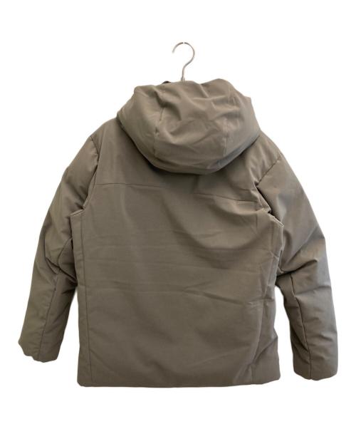 BEAUTY&YOUTH（ビューティーアンドユース）BEAUTY&YOUTH (ビューティーアンドユース) KOMATSU (コマツ) Down Jacket グレー サイズ:Lの古着・服飾アイテム