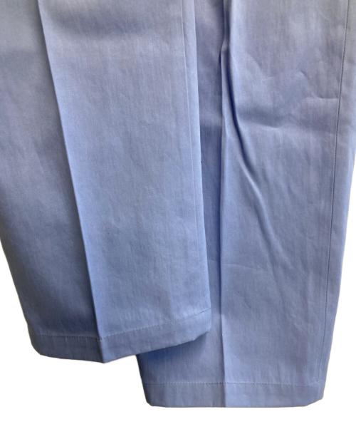 FRAMeWORK（フレームワーク）FRAMeWORK (フレームワーク) コットンツイルタックパンツ スカイブルー サイズ:34 未使用品の古着・服飾アイテム