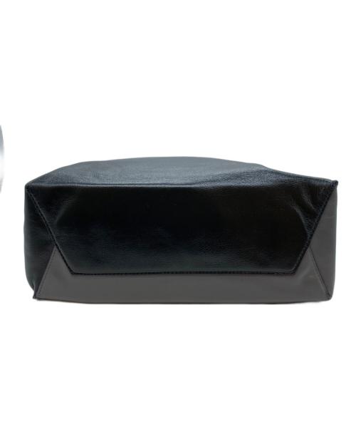 MARNI（マルニ）MARNI (マルニ) Museo Softミニバッグ バーガンディー×ブラックの古着・服飾アイテム