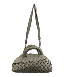 merlette（マーレット）の古着「22ss シルクサテン バスケットスモッキング ハンドバッグ」｜グレー