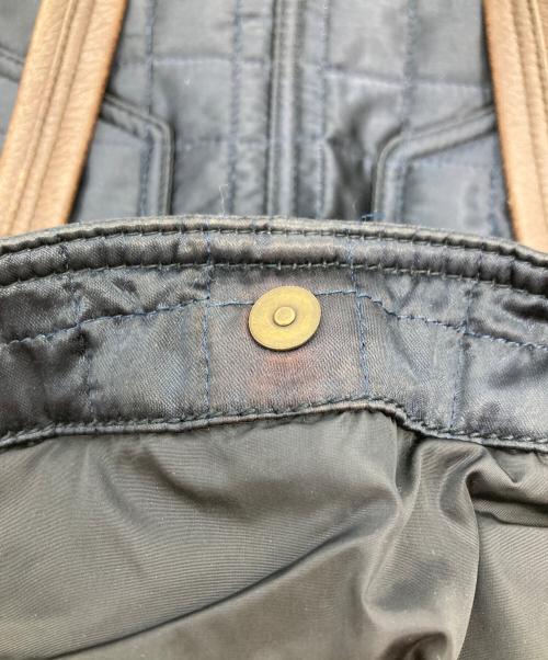 MIU MIU（ミュウミュウ）MIU MIU (ミュウミュウ) キルティングバッグ ネイビー サイズ:-の古着・服飾アイテム