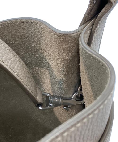 CELINE（セリーヌ）CELINE (セリーヌ) BIG BAG NANO BUCKET ベージュの古着・服飾アイテム