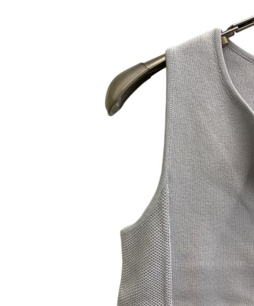 CHANEL（シャネル）CHANEL (シャネル) ノースリーブニット ライトグレー サイズ:38の古着・服飾アイテム