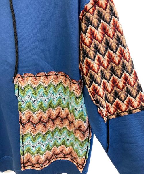 missoni（ミッソーニ）missoni (ミッソーニ) プルオーバーパーカー ブルー サイズ:Mの古着・服飾アイテム