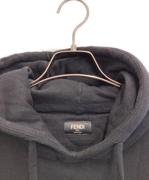 FENDI（フェンディ）FENDI (フェンディ) ズッカロゴ フーディー プルオーバー ブラック サイズ:50の古着・服飾アイテム