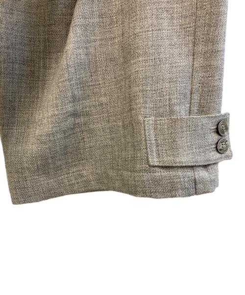 EMPORIO ARMANI（エンポリオアルマーニ）EMPORIO ARMANI (エンポリオアルマーニ) 22AW ウールカーゴパンツ ベージュ サイズ:52 未使用品の古着・服飾アイテム