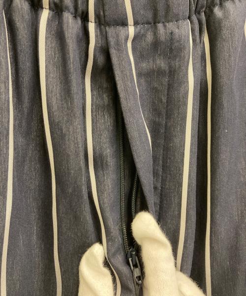 EMPORIO ARMANI（エンポリオアルマーニ）EMPORIO ARMANI (エンポリオアルマーニ) ストライプパンツ ネイビー サイズ:46 未使用品の古着・服飾アイテム