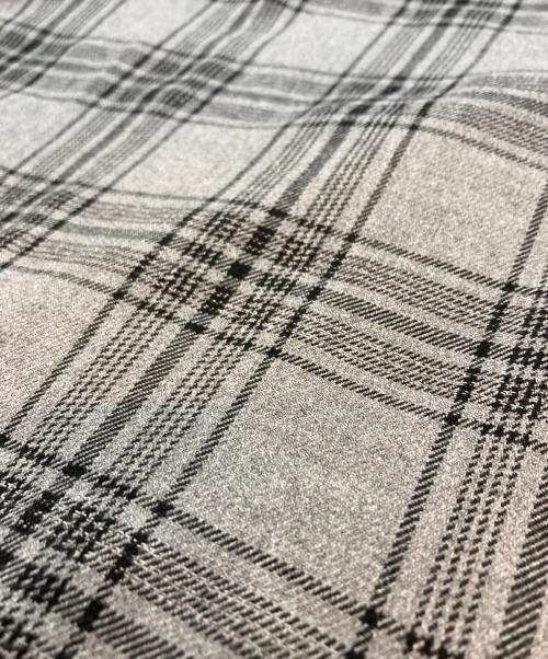 ANREALAGE（アンリアレイジ）ANREALAGE (アンリアレイジ) 大判ストール グレーの古着・服飾アイテム