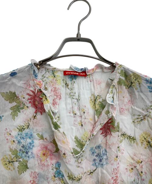 VIVIENNE TAM（ヴィヴィアンタム）VIVIENNE TAM (ヴィヴィアンタム) 花柄ブラウス マルチカラー サイズ:40の古着・服飾アイテム