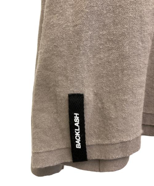 ISAMU KATAYAMA BACKLASH（イサムカタヤマ・バックラッシュ）ISAMU KATAYAMA BACKLASH (イサムカタヤマ・バックラッシュ) プルオーバーコットンニット ライトグレー サイズ:freeの古着・服飾アイテム