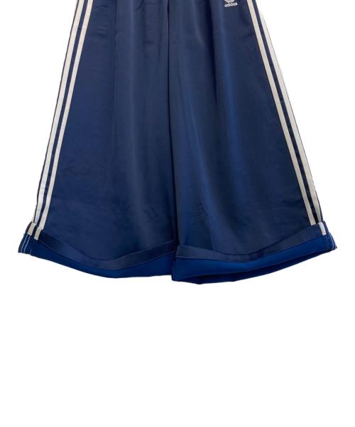 adidas（アディダス）adidas (アディダス) サテン ワイドレッグ トラックパンツ ネイビー サイズ:XSの古着・服飾アイテム