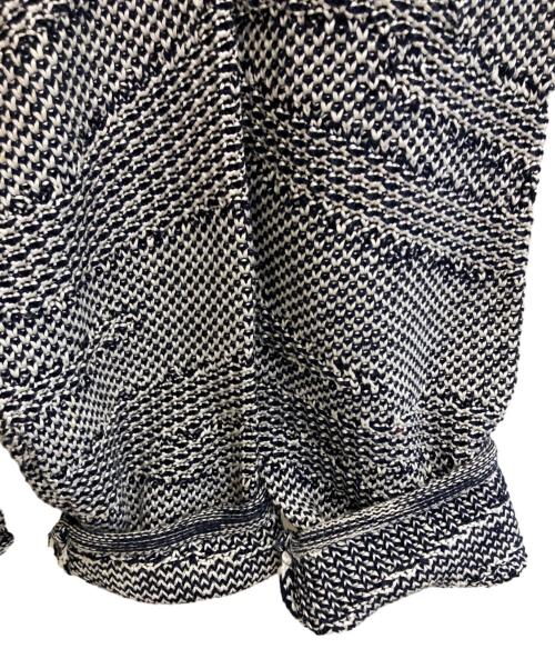 ARMANI JEANS（アルマーニジーンズ）ARMANI JEANS (アルマーニジーンズ) ニット ホワイト×ネイビー サイズ:Lの古着・服飾アイテム