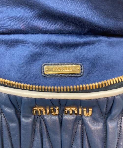 MIU MIU（ミュウミュウ）MIU MIU (ミュウミュウ) ミュウライダーベルトバッグ・ボディバッグ ブルーの古着・服飾アイテム