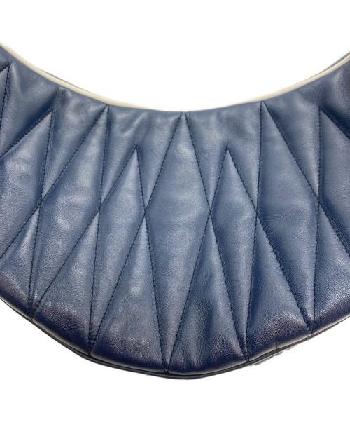 MIU MIU（ミュウミュウ）MIU MIU (ミュウミュウ) ミュウライダーベルトバッグ・ボディバッグ ブルーの古着・服飾アイテム