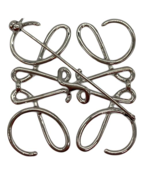 LOEWE（ロエベ）LOEWE (ロエベ) アナグラムブローチ シルバーの古着・服飾アイテム