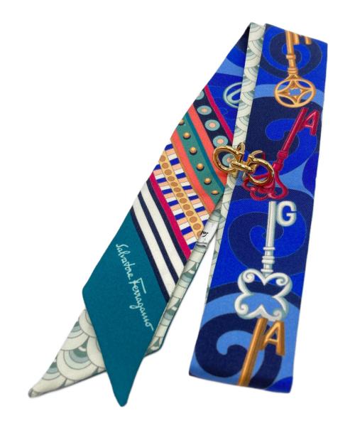 Salvatore Ferragamo（サルヴァトーレ フェラガモ）Salvatore Ferragamo (サルヴァトーレ フェラガモ) リング付きスカーフ ブルーの古着・服飾アイテム