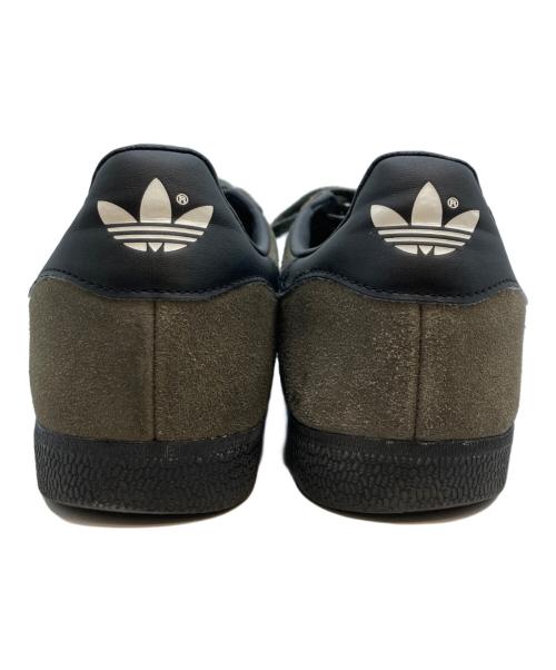 adidas（アディダス）adidas (アディダス) スニーカー オリーブ サイズ:SIZE 29cmの古着・服飾アイテム