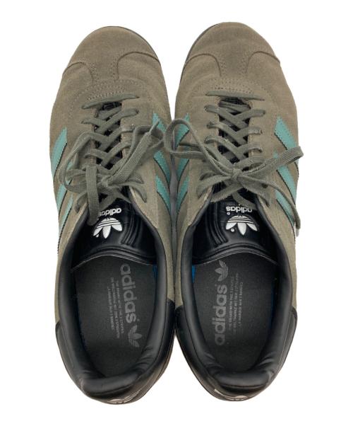 adidas（アディダス）adidas (アディダス) スニーカー オリーブ サイズ:SIZE 29cmの古着・服飾アイテム